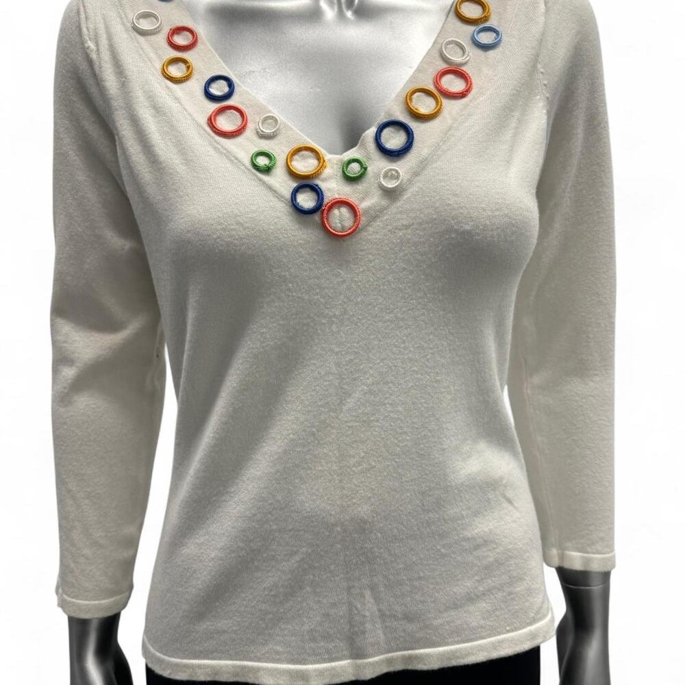 white retro long sleeve blouse